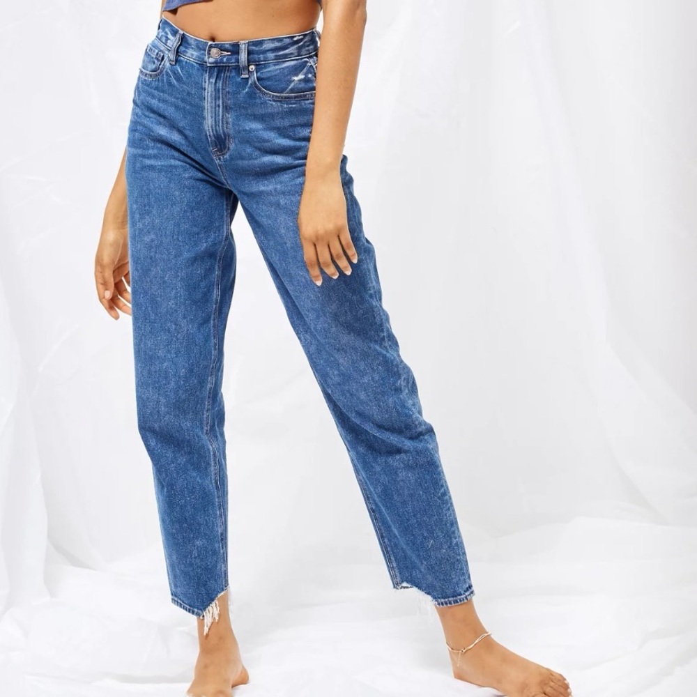 *American Eagle High-Waisted Dark Blue Relaxed Mom Jeans 2 Long